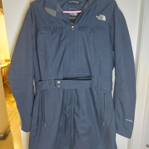 The North Face Blue Hyvent Long City Trench Jacket - Picture 9 of 9